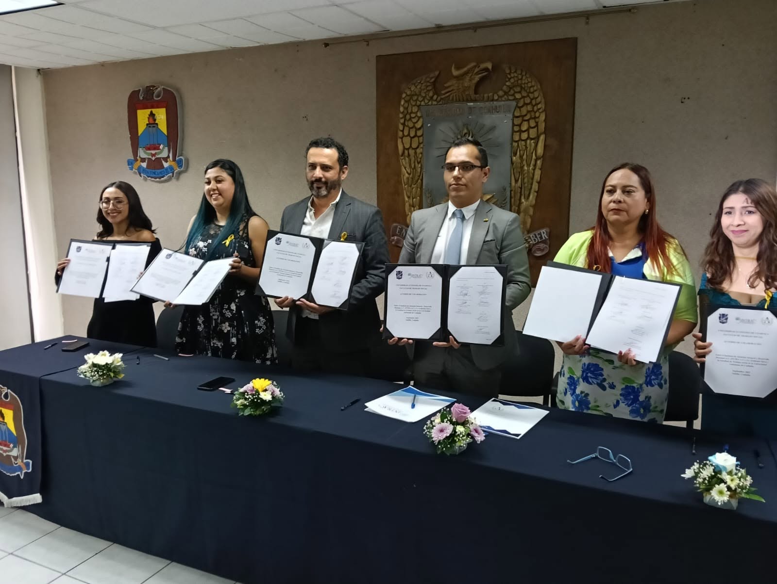 Firma de convenio de colaboración INTRA